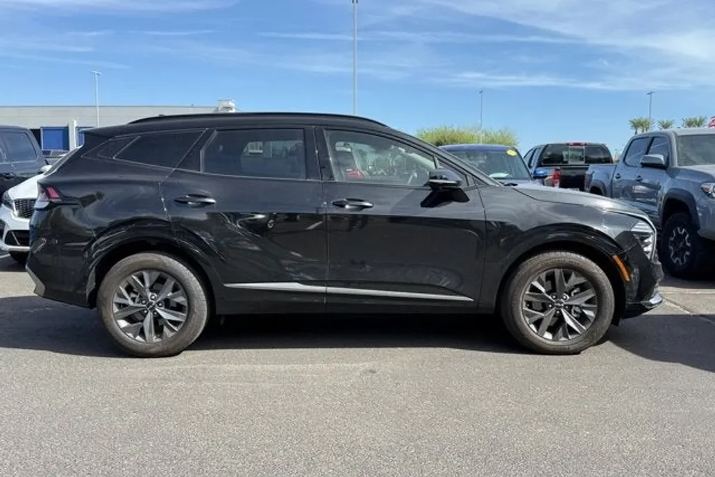 2024 Kia Sportage Hybrid photo 1