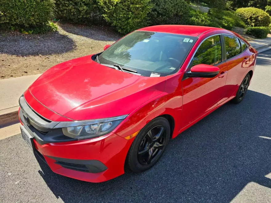 2016 Honda Civic LX photo 1