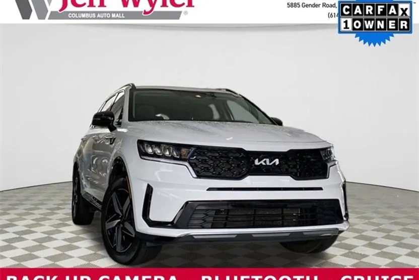 2022 Kia Sorento S photo 1