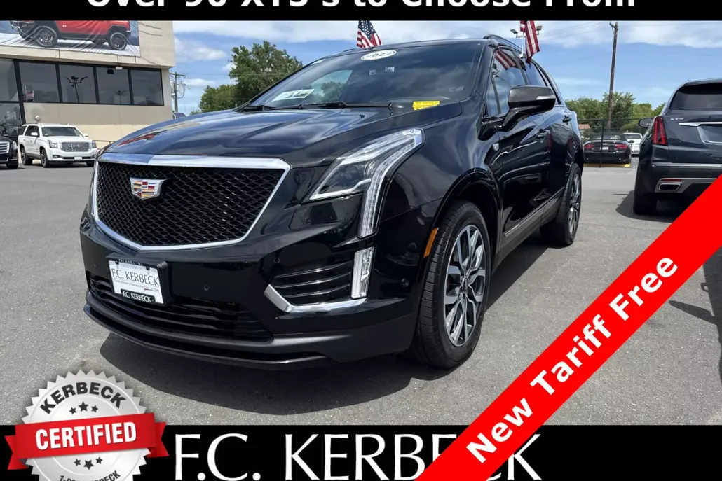 2022 Cadillac XT5 Sport photo 1