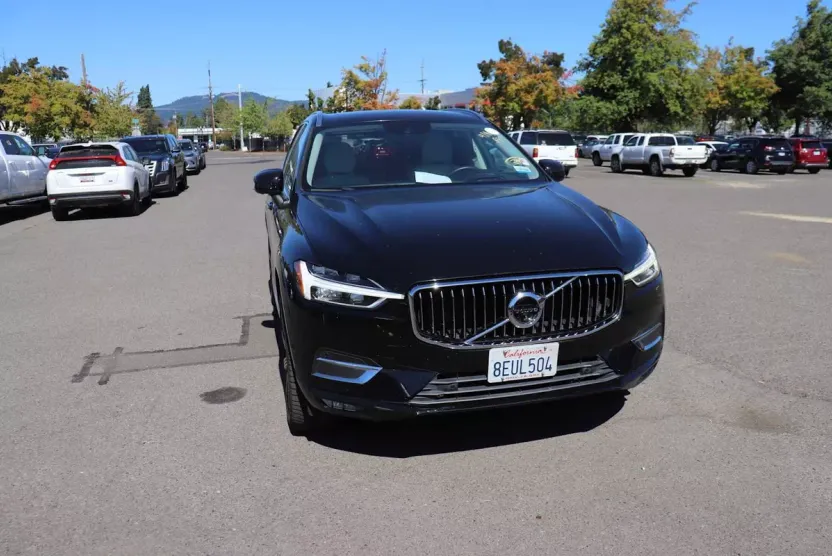 2018 Volvo XC60 T6 Inscription photo 1