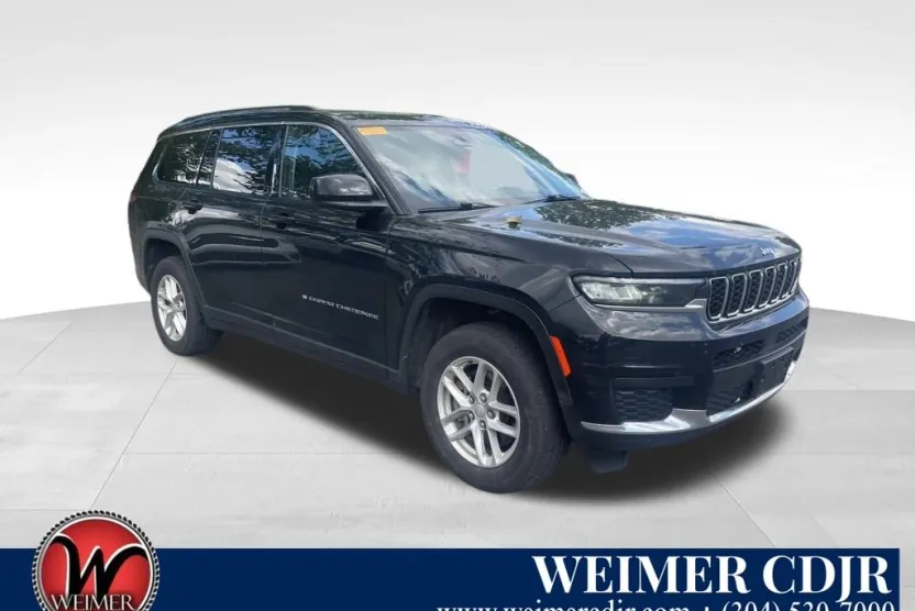 2023 Jeep Grand Cherokee Laredo photo 1