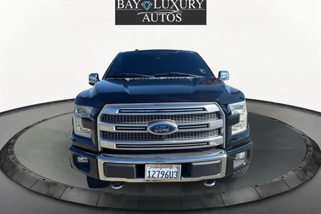 2017 Ford F-150 Platinum photo 1
