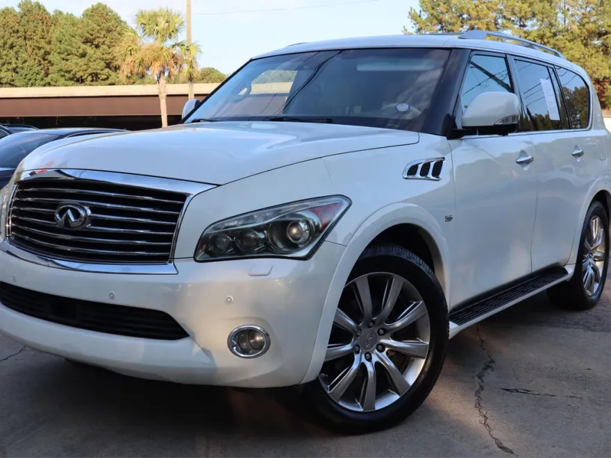 2014 Infiniti QX80 photo 1