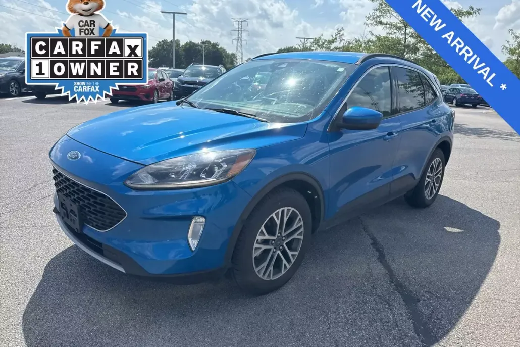 2020 Ford Escape SEL photo 1