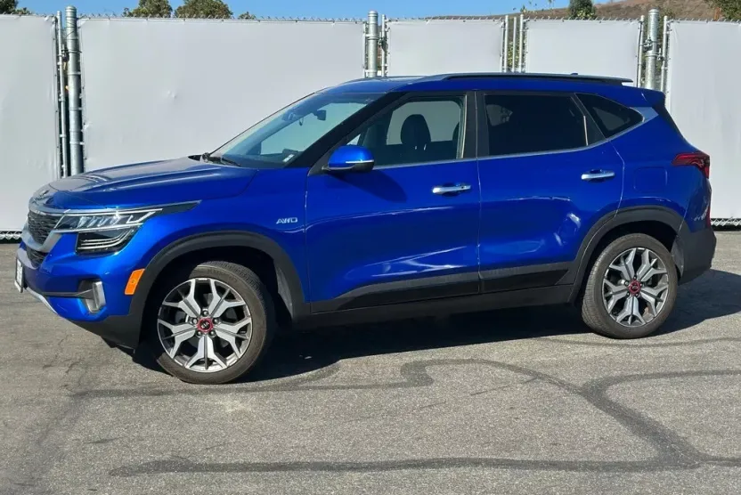 2021 Kia Seltos SX photo 1