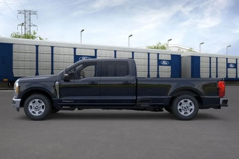 2026 Ford F-250 photo 1