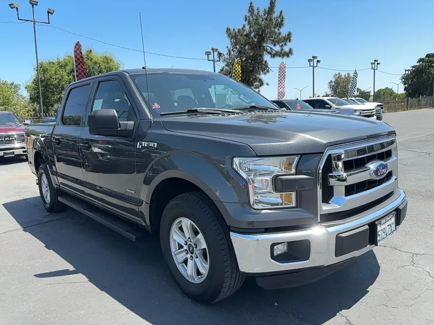 2016 Ford F-150 photo 1