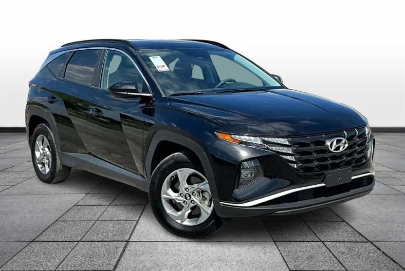 2024 Hyundai Tucson SEL photo 1