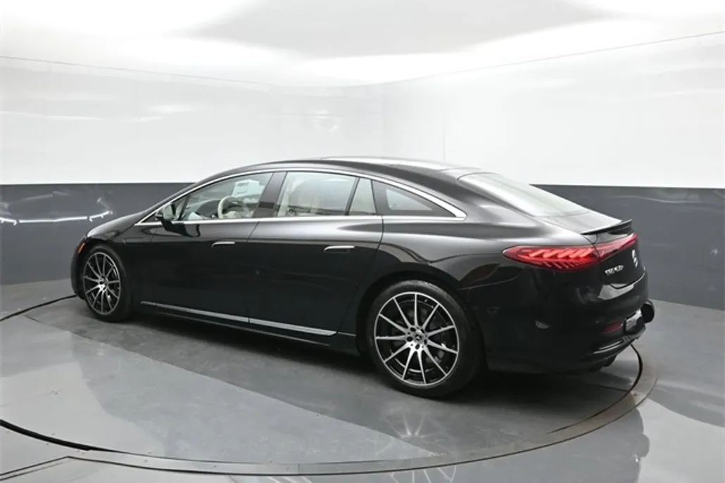 2026 Mercedes Benz EQS Sedan 450 photo 1