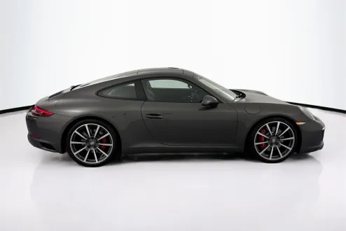 2018 Porsche 911 4S 4 GTS photo 3