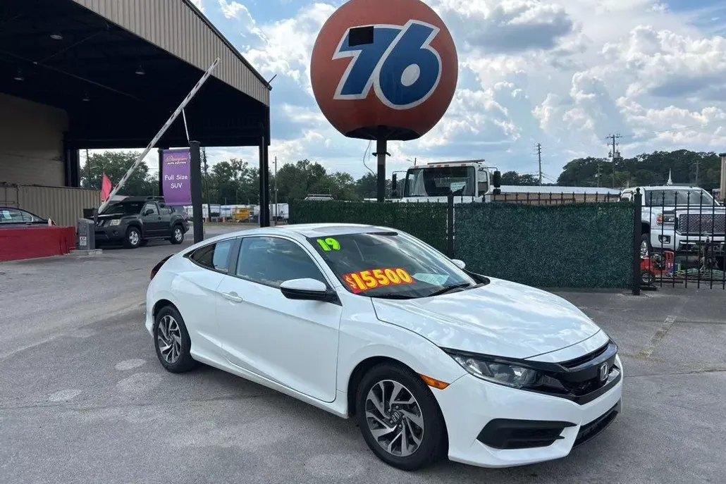 2019 Honda Civic LX photo 1