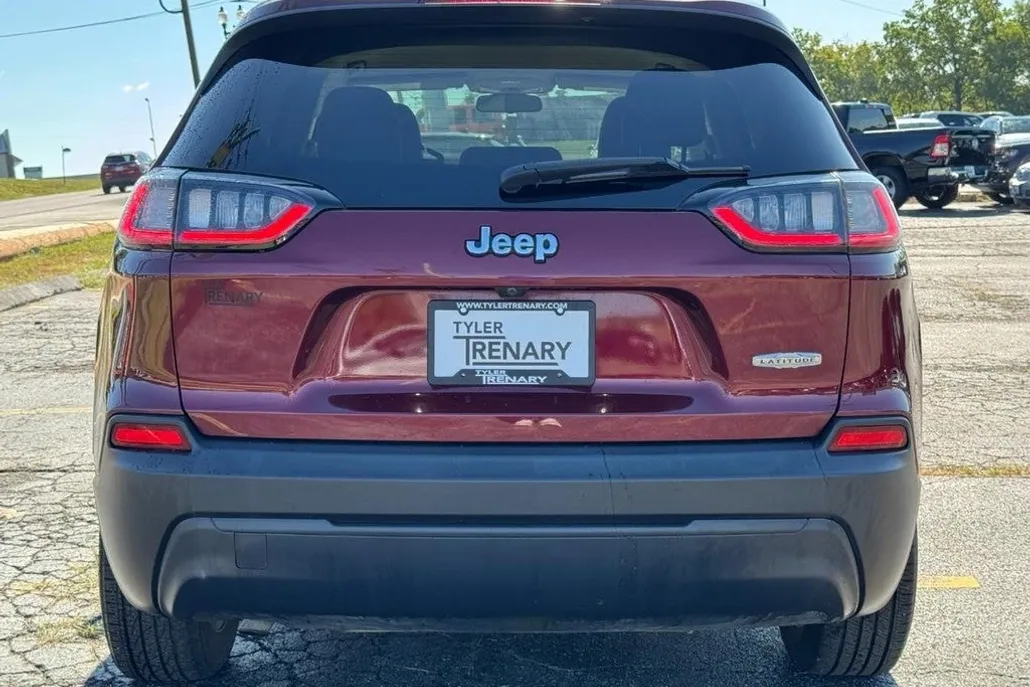 2019 Jeep Cherokee Latitude photo 1