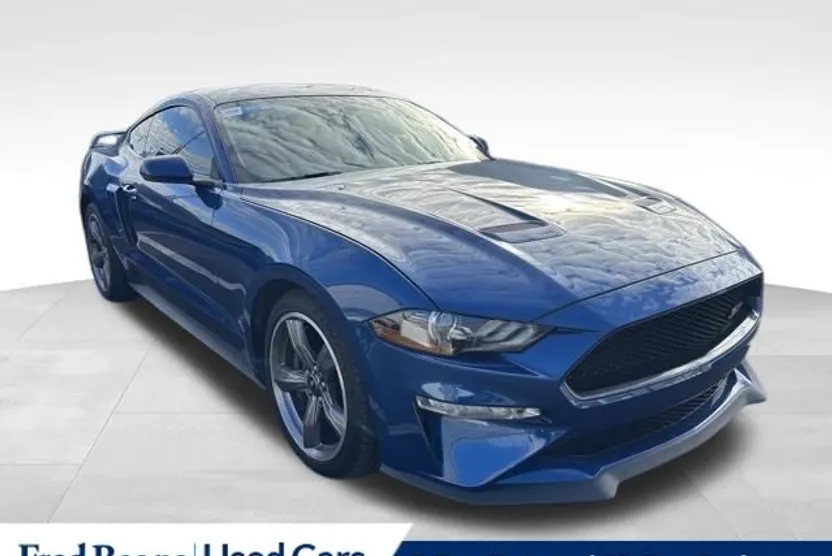 2022 Ford Mustang GT Premium photo 1