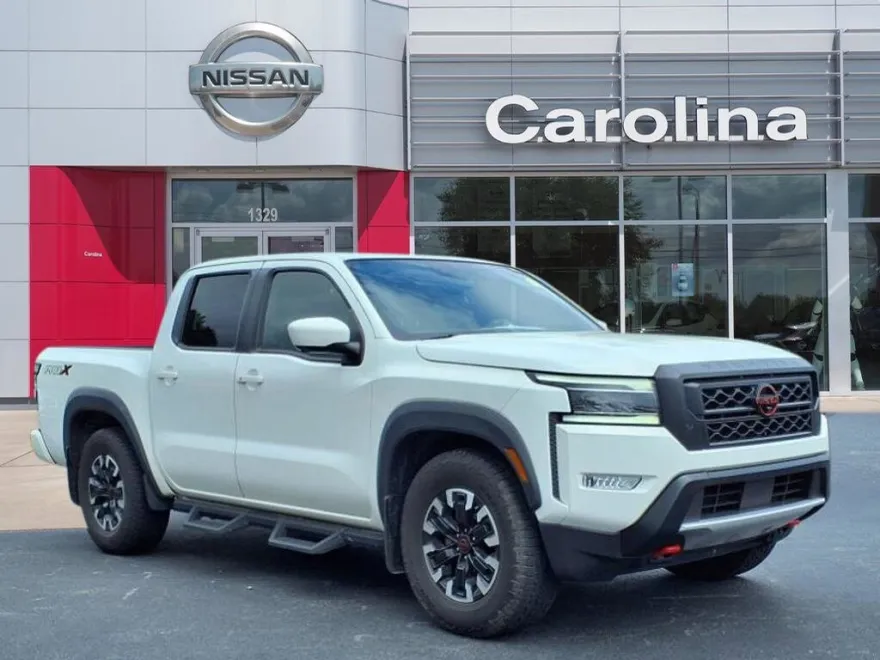2023 Nissan Frontier PRO-X photo 1