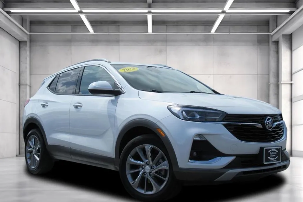 2023 Buick Encore GX Essence photo 1