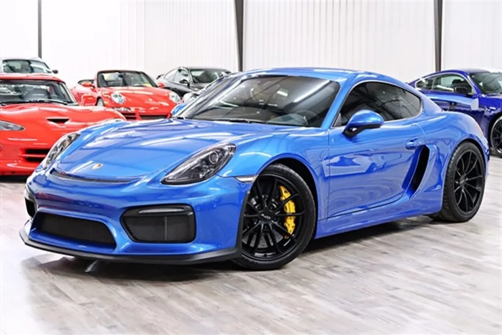 2016 Porsche Cayman GT4 photo 1