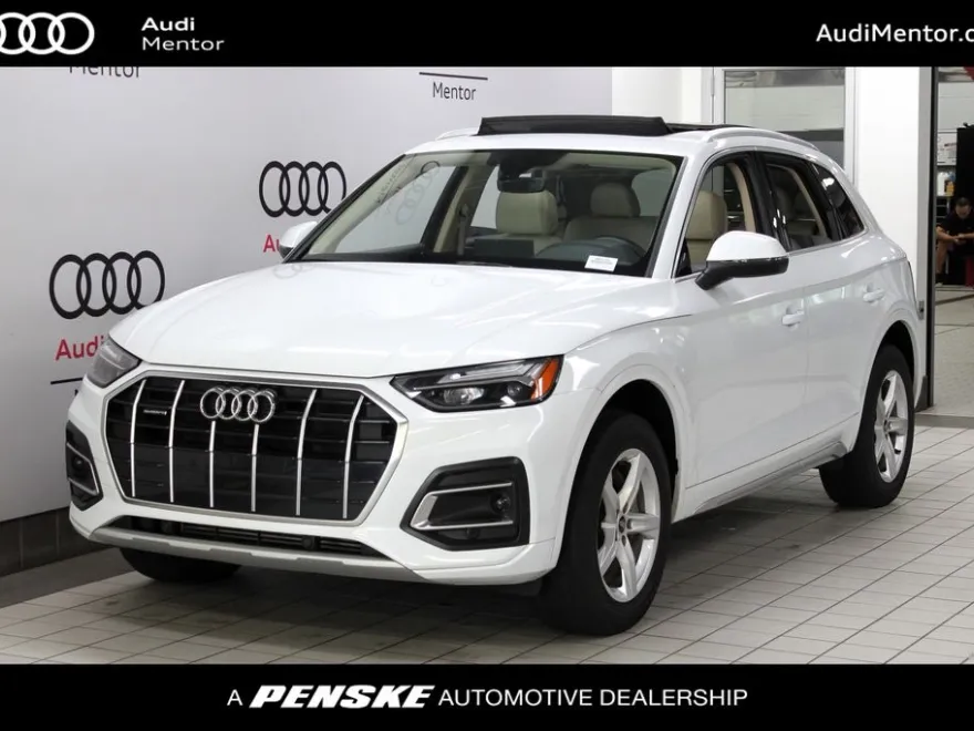 2022 Audi Q5 40 Premium photo 1
