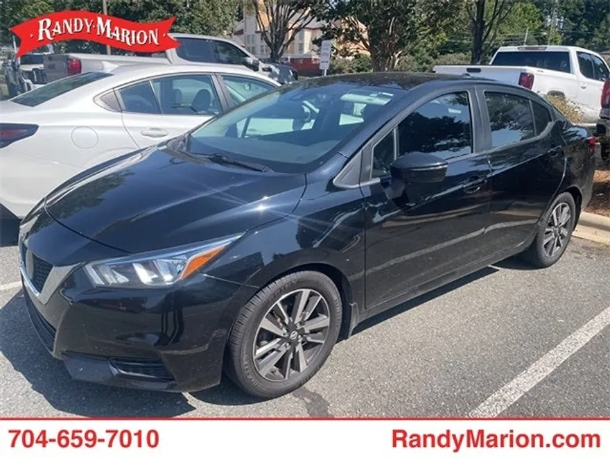 2020 Nissan Versa 1.6 SV photo 1