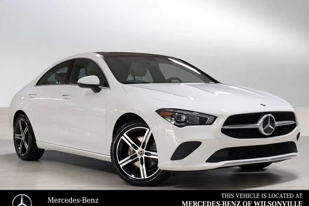 2023 Mercedes Benz CLA 250 4MATIC photo 1