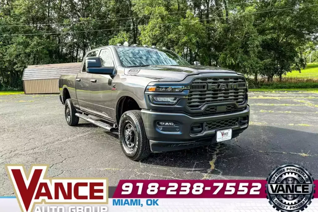 2025 Ram 2500 Tradesman photo 1