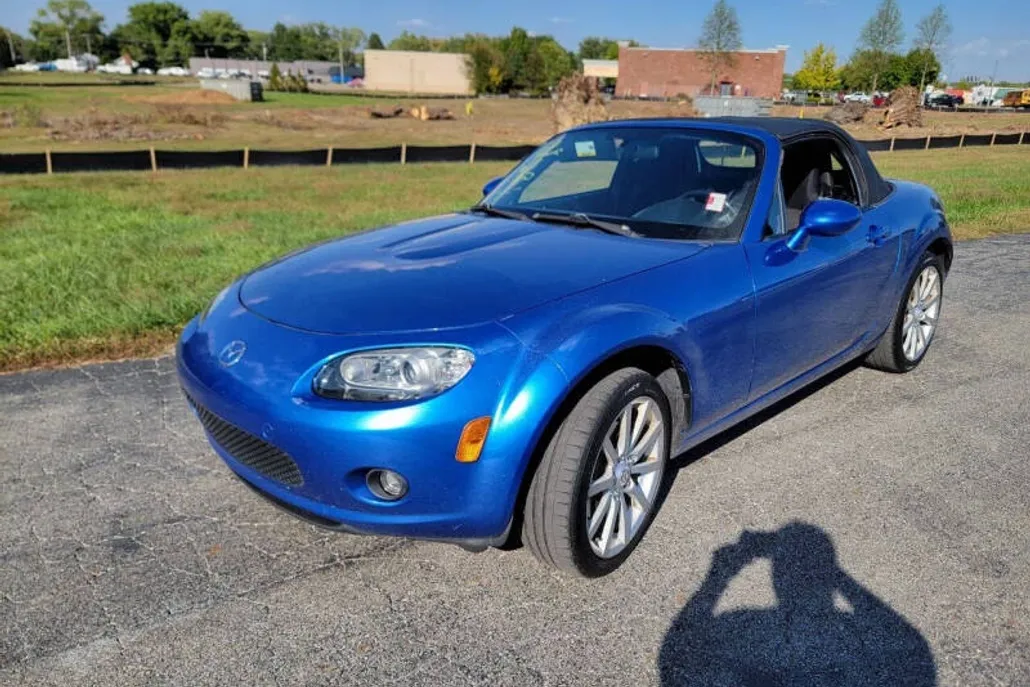 2006 Mazda MX-5 Miata Miata Sport photo 1
