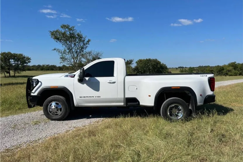 2024 Gmc Sierra HD SLE photo 1