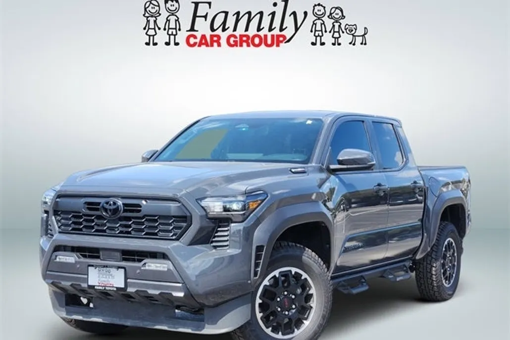 2024 Toyota Tacoma TRD photo 1