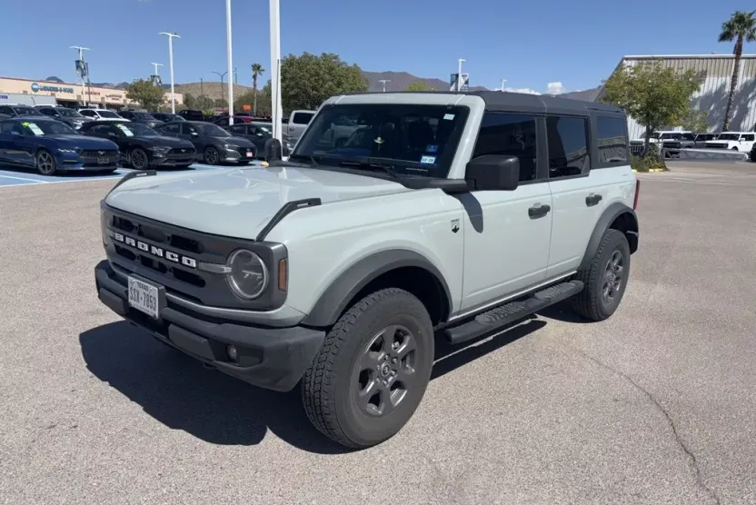 2022 Ford Bronco Big Bend photo 1