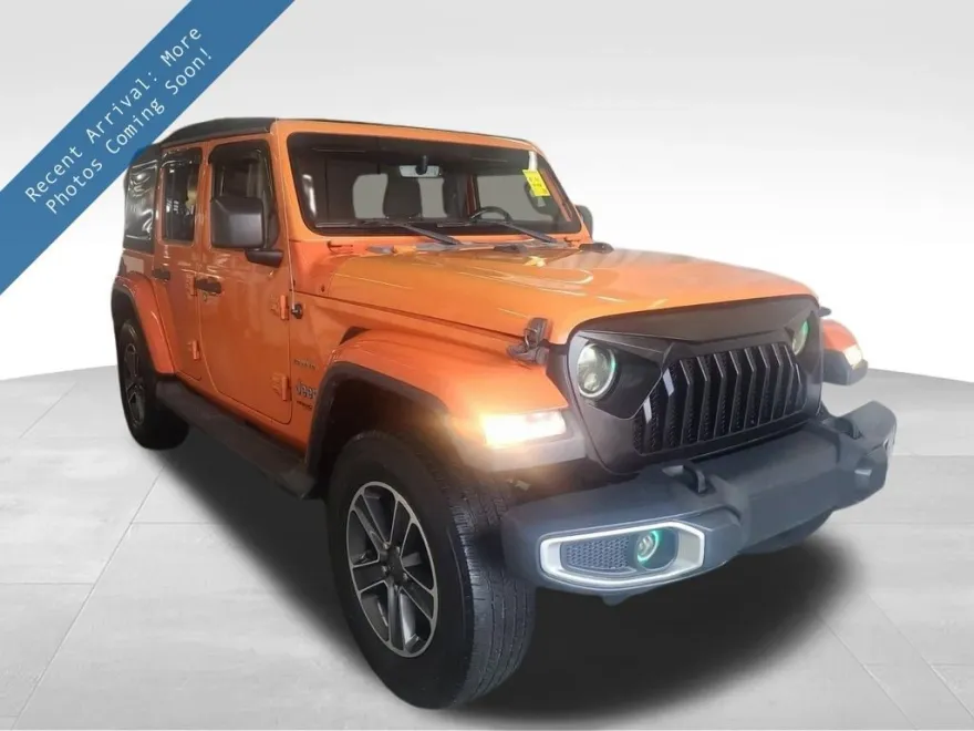 2018 Jeep Wrangler Unlimited Sahara photo 1