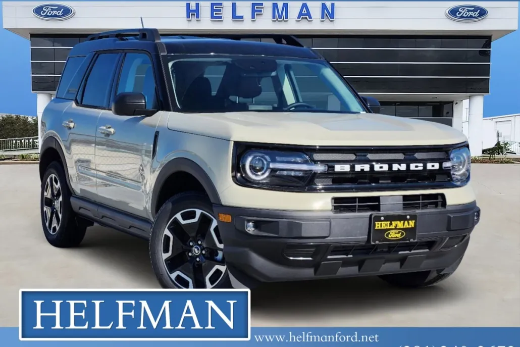 2024 Ford Bronco Sport Outer Banks photo 1