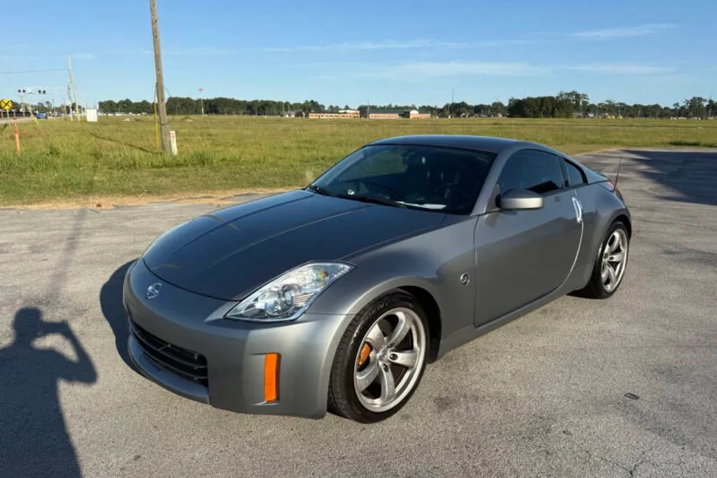 2006 Nissan 350Z Grand Touring photo 1