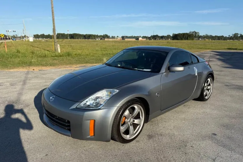 2006 Nissan 350Z Grand Touring photo 1
