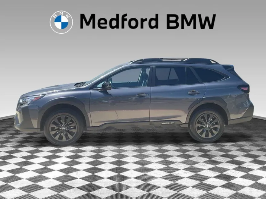2024 Subaru Outback Onyx Edition photo 1