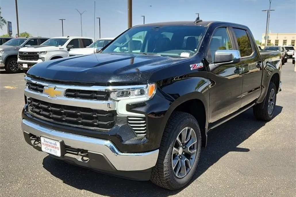 2025 Chevrolet Silverado 1500 LT photo 1
