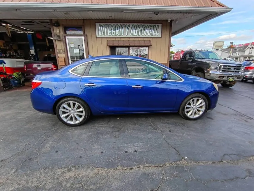 2013 Buick Verano Base photo 1