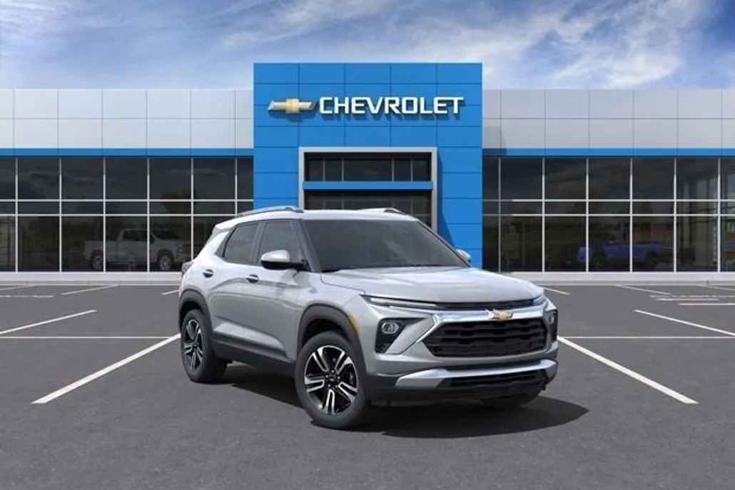 2025 Chevrolet Trailblazer LT photo 1