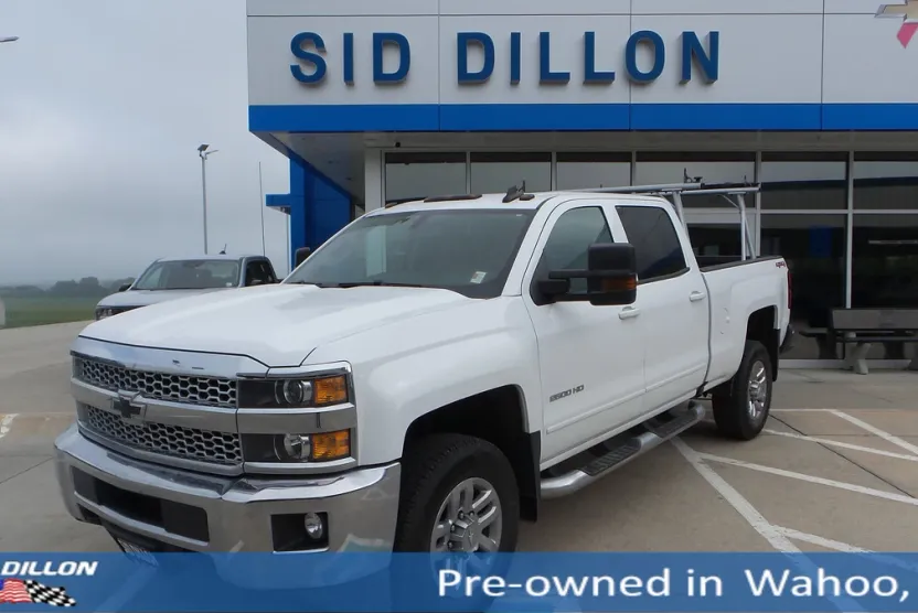 2019 Chevrolet Silverado 2500HD LT photo 1