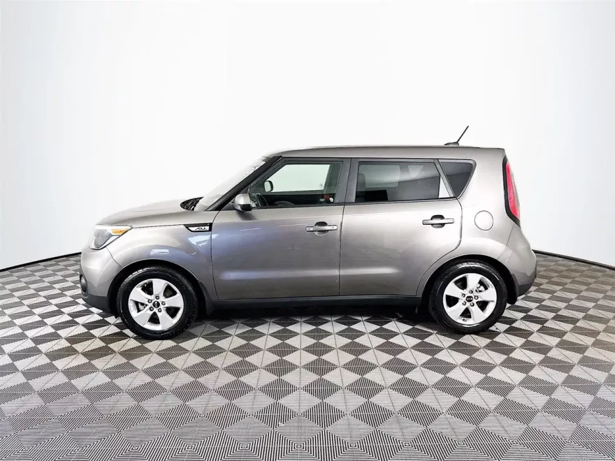 2018 Kia Soul Base photo 1