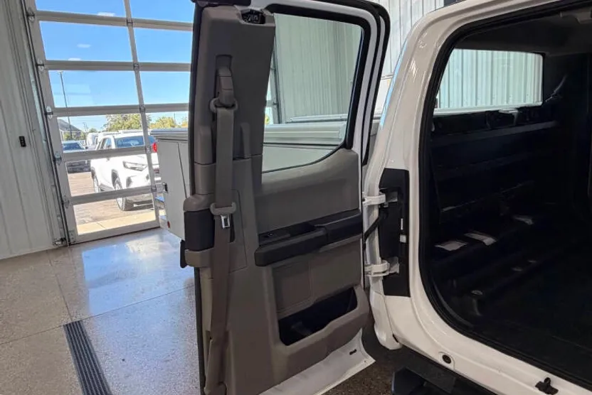2017 Ford F-350 photo 1