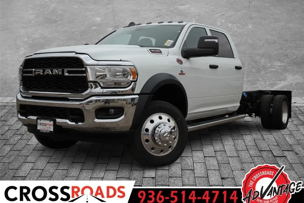 2024 Ram 4500 Tradesman photo 1