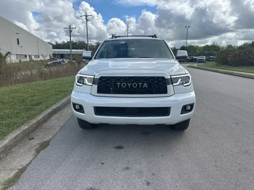 2022 Toyota Sequoia TRD Pro photo 1