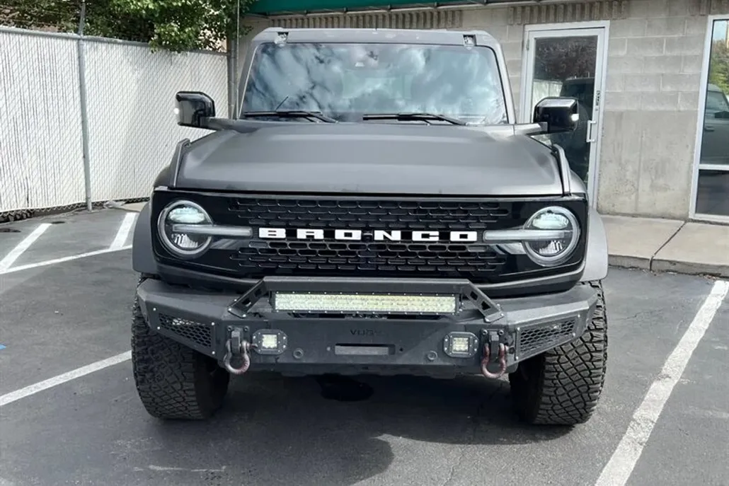 2021 Ford Bronco First Edition photo 1