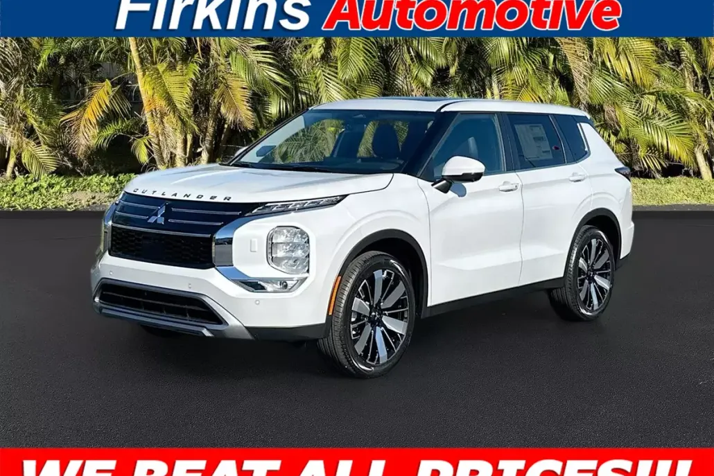 2025 Mitsubishi Outlander SE photo 1