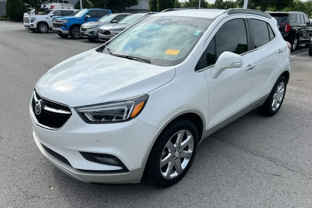 2020 Buick Encore Essence photo 1