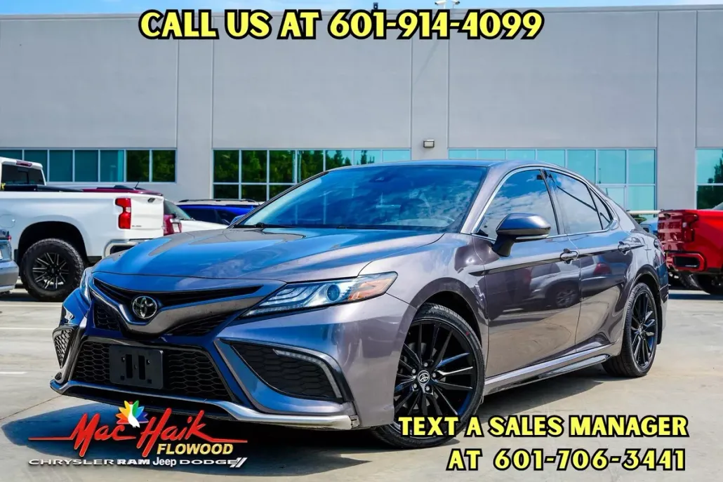 2022 Toyota Camry XSE photo 1