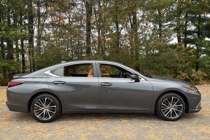 2025 Lexus ES 350 Premium photo 1