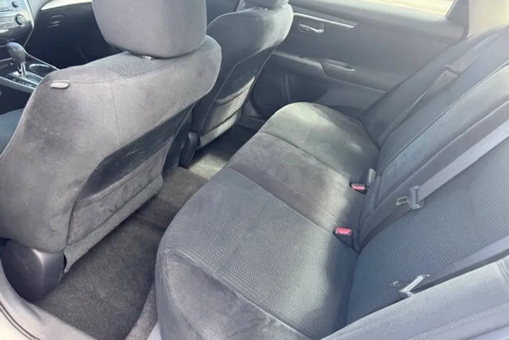 2014 Nissan Altima 2.5 S photo 1