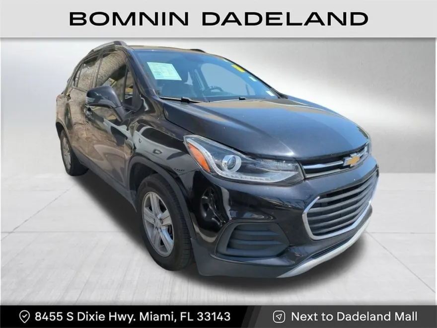 2021 Chevrolet Trax LT photo 1