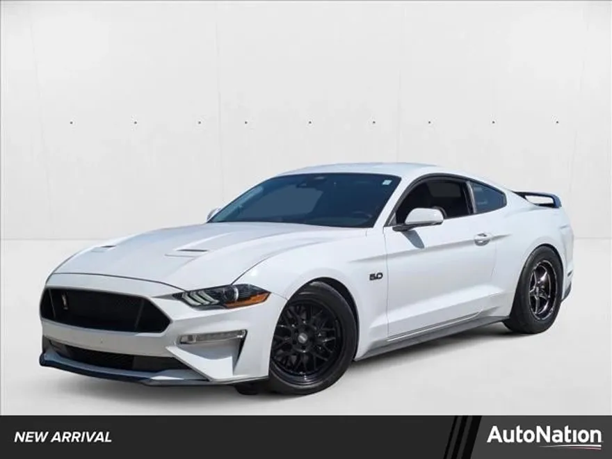 2021 Ford Mustang GT photo 1